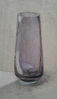 paarse glazen vaas